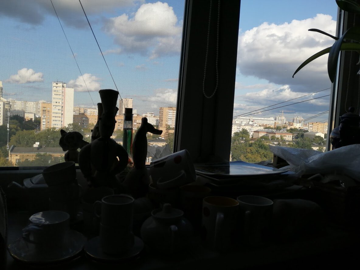 Вид из окна мастерской художника Людмилы Варламовой. Фото Светы Давыдовой