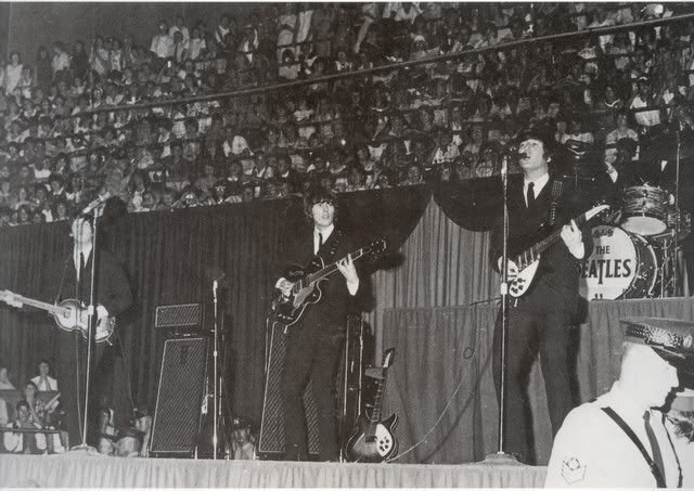 The Beatles в Maple Leaf Gardens в Toronto, Canada