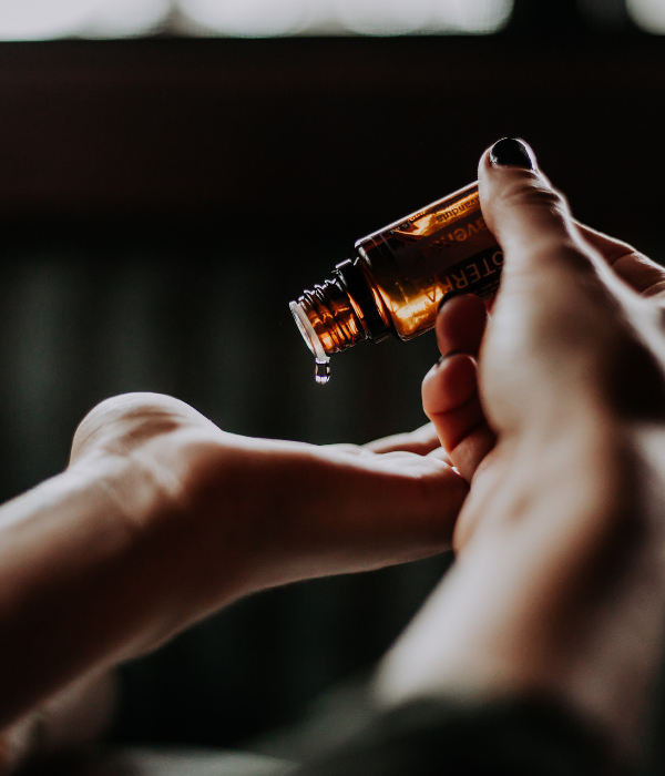 https://unsplash.com/photos/0MoF-Fe0w0A