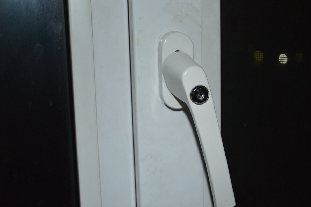 Ручка для защиты от открывания детьми