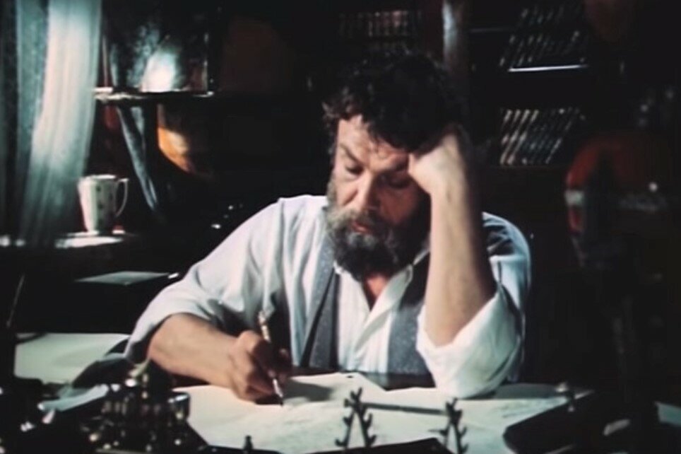 Владимир Смирнов в роли Жюль Верна.(умер 22июля 2002)