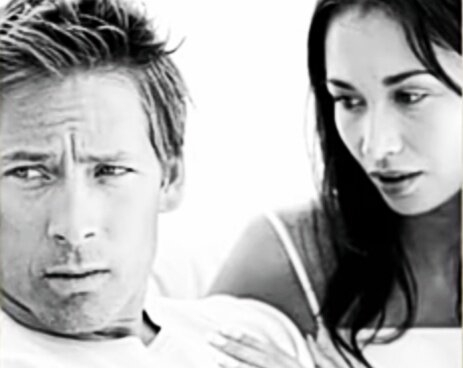 Поддерживать эмоции жены в угнетенном состоянии - один из видов домашнего террора.