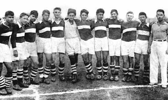 Юношеская команда Спартака
Источник: http://fcalania.com/images/slava/h-03.jpg 