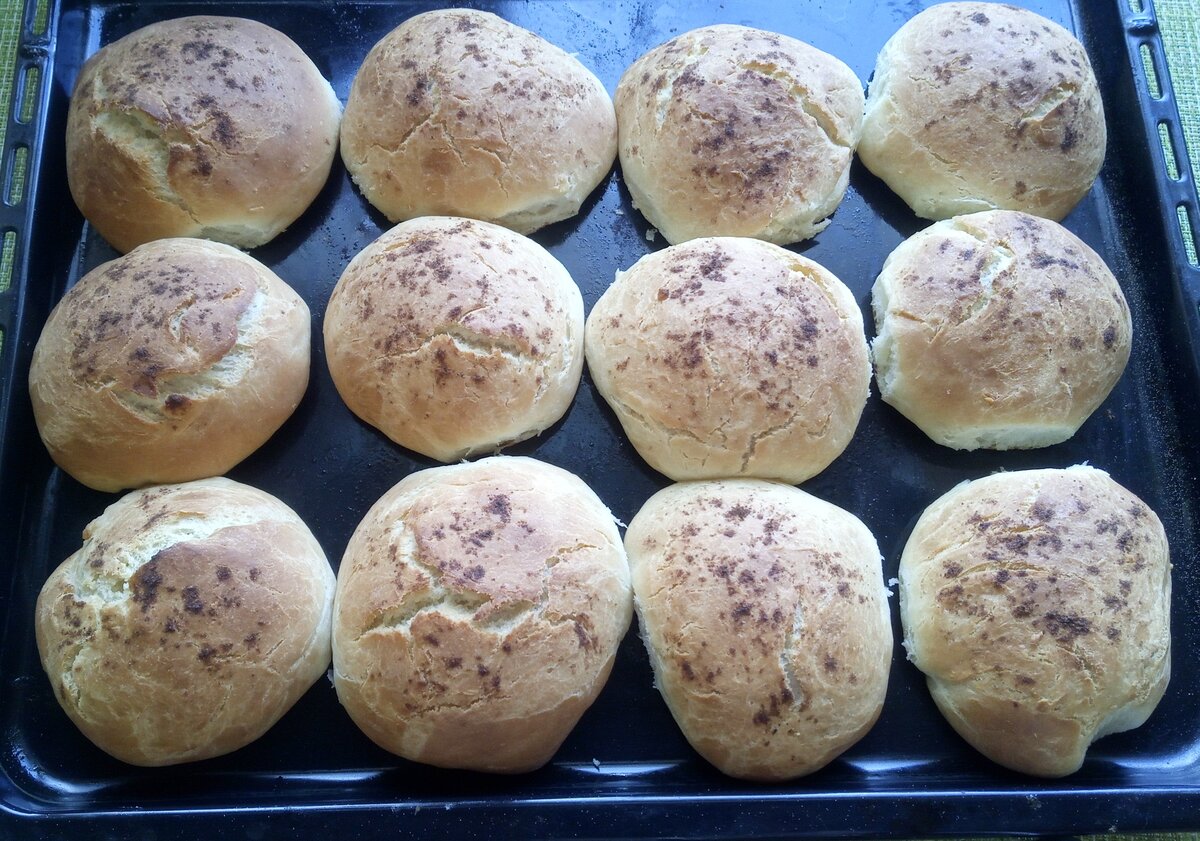 Достаем противень из духовки