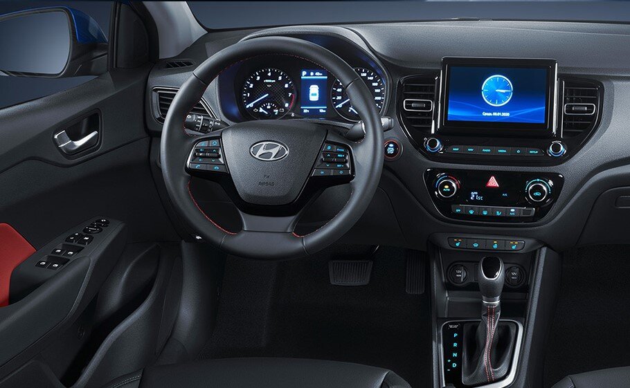 Интерьер Hyundai Solaris PROSAFETY. Спасибо за изображение сайту drive2.ru 