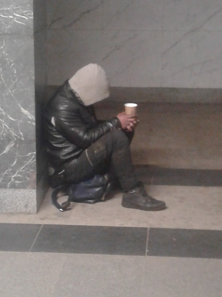 Он трезв ему пипец как стыдно.