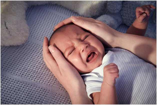 Почему ребёнок спит по 20 минут и другие вопросы о детском сне — с ответами сомнолога