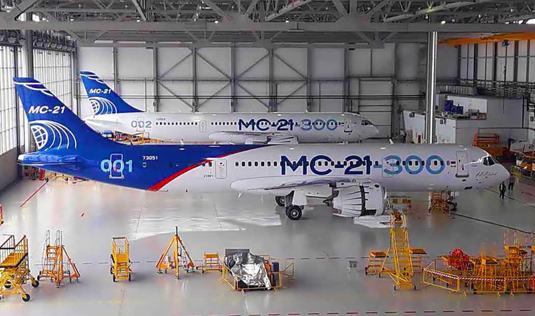 Мс 25 самолет. МС 21 300. МС-21-300lr. Суперджет МС 21. МС 21 002.