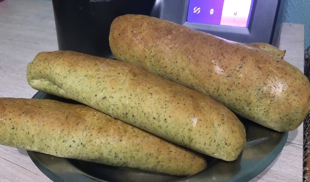 батон со шпинатом