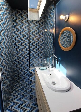 Как узкую длинную ванную комнату сделать поистине стильным и функциональным пространством? 5 дельных советов