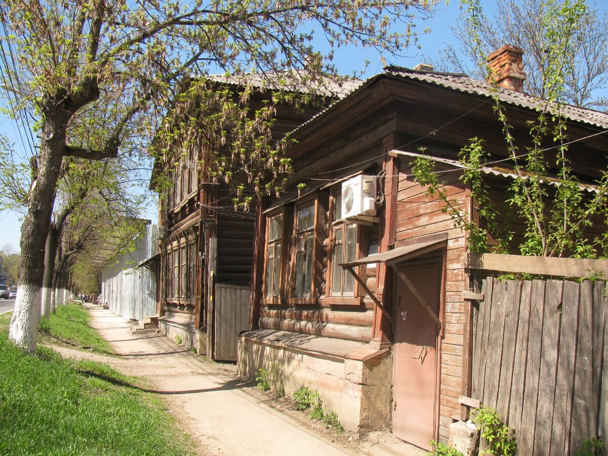 Снесенные дома 20 и 22 по ул. Демонстрации