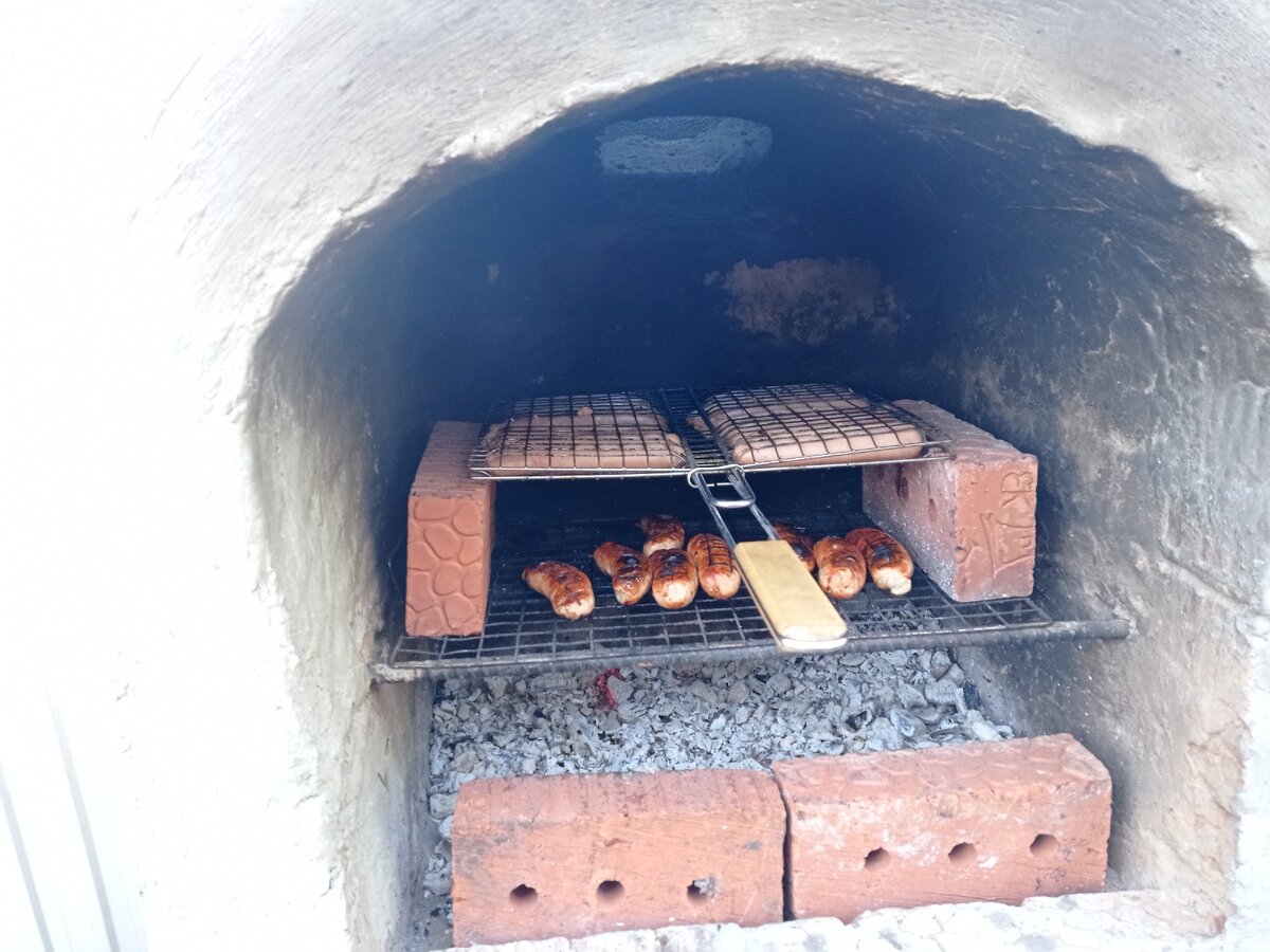 Кто что делает ?    