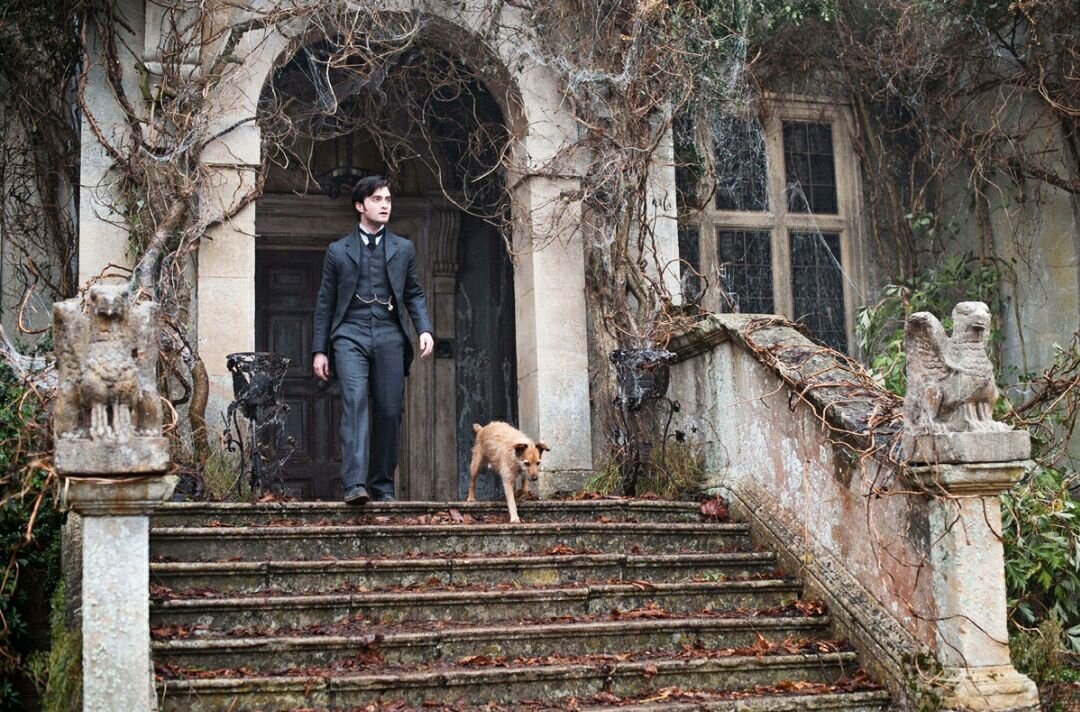 Кадр из фильма "Женщина в черном", взят на портале "Кинопоиск"