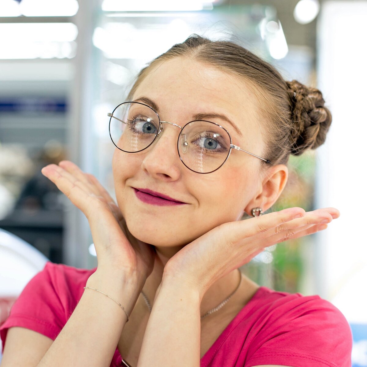 где проверить зрения на очки. очки для близи подобрать. окулист в очках. очки для дальнозоркости. очки для косоглазия.