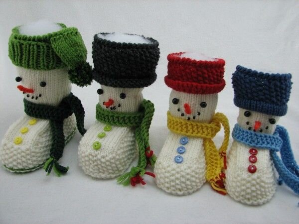 Пинетки-снеговики. Листайте! Источник https://pinterest.com