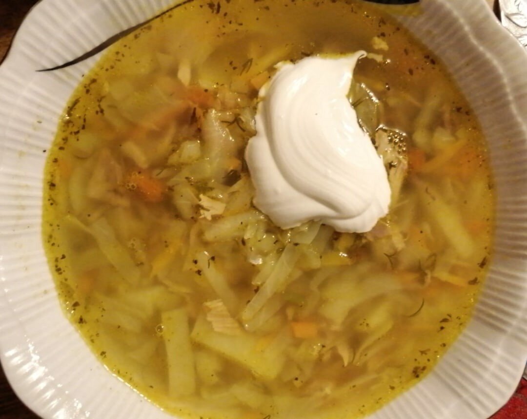  Суп щи из свежей капусты со сметаной 