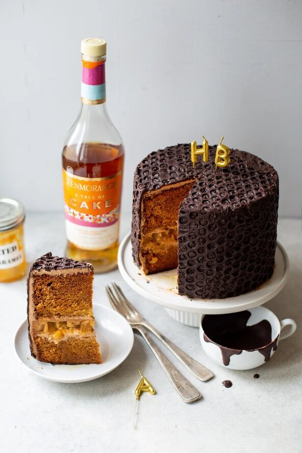 Медовый A Tale of Cake Олеси Куприн