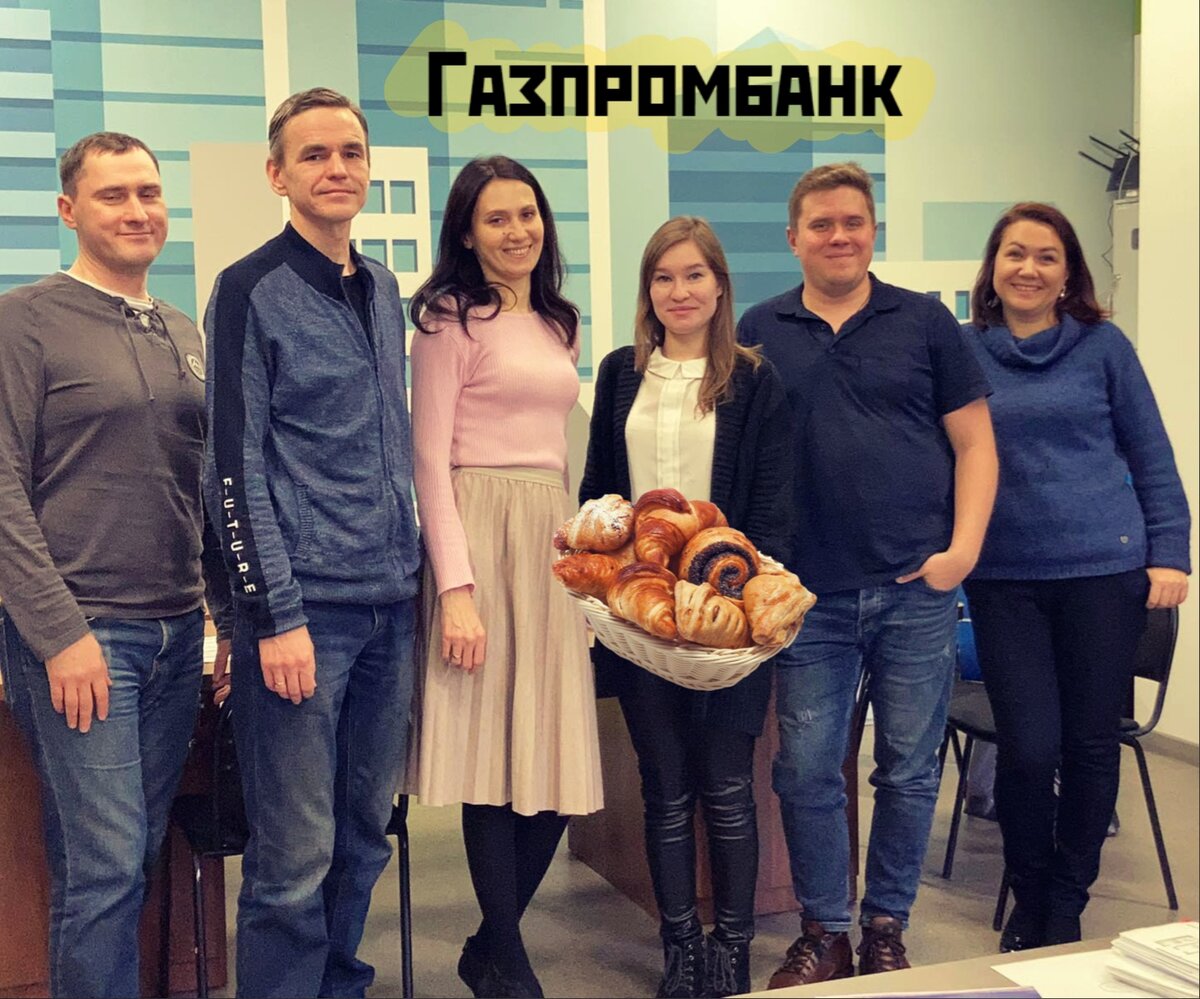 А это мы и представитель Газпромбанка - Юлия Макаева г.Ижевск