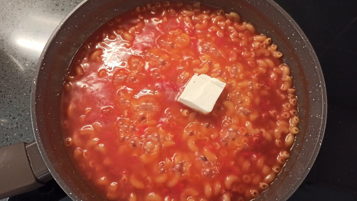 Захотел покушать? Сегодня мы готовим томатные макароны с сыром