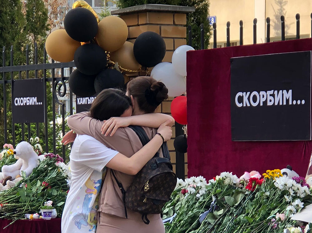 Трагедия в Казанской школе потрясла всю страну. 