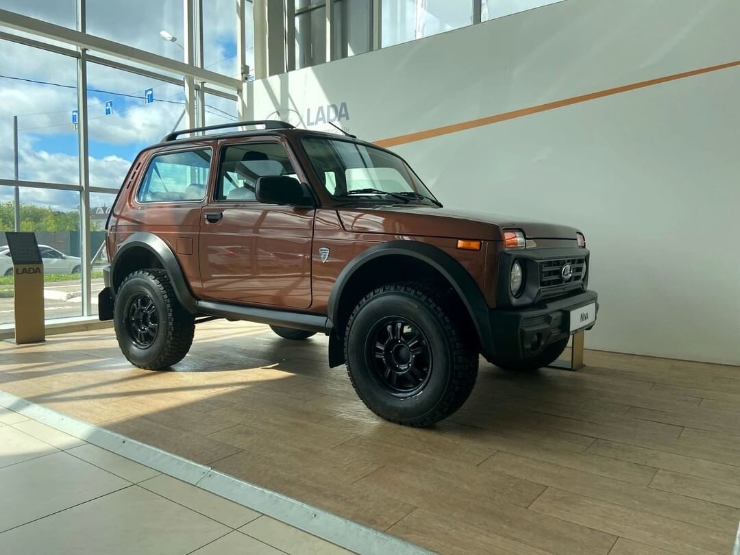 Lada Niva Bronto