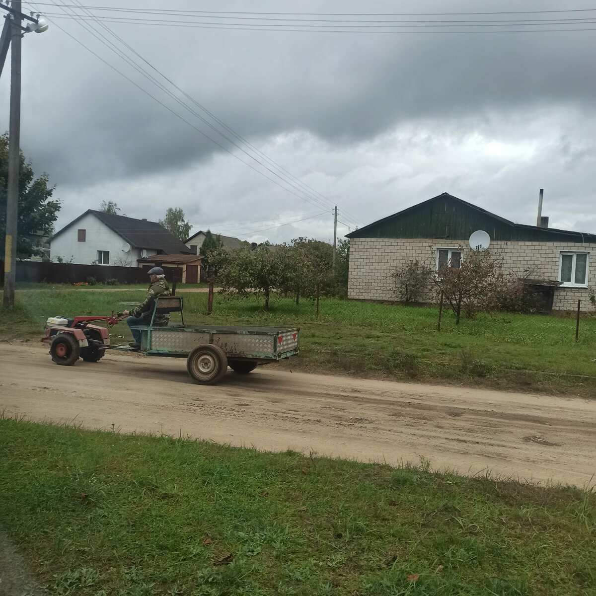 Почему в Беларуси сейчас лучше жить в городе, а не в деревне | ПАПА АНДРЕЙ  | Дзен