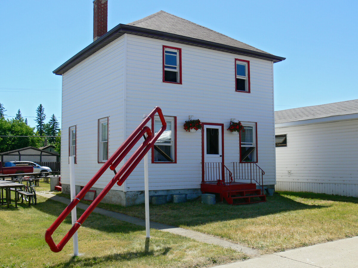 Дом Кайла. Фото: Kyle MacDonald / flickr