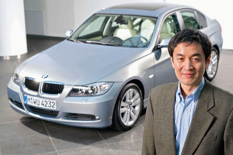 Дизайнером Е39 является Джоджи Нагашима (Joji Nagashima). Это известный дизайнер из Токио, создавший внешний вид таким моделям Bmw как е36, е39, е90 и Z3.