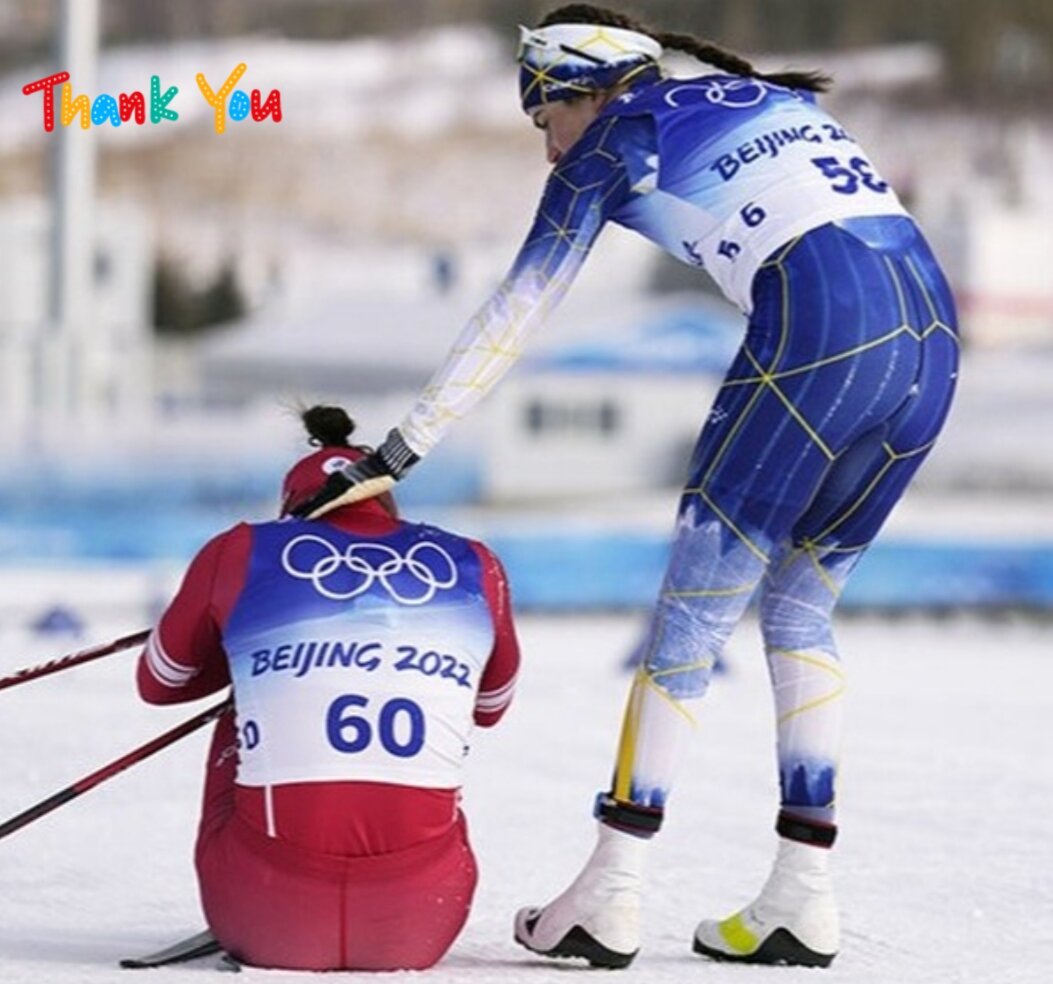 Вот даже Эбба Андерсон расчувствовалась. Как это по-человечески. И ведь она только что поддерживала свою подругу по команде Фриду Карлссон... Приятно видеть такое! 👏