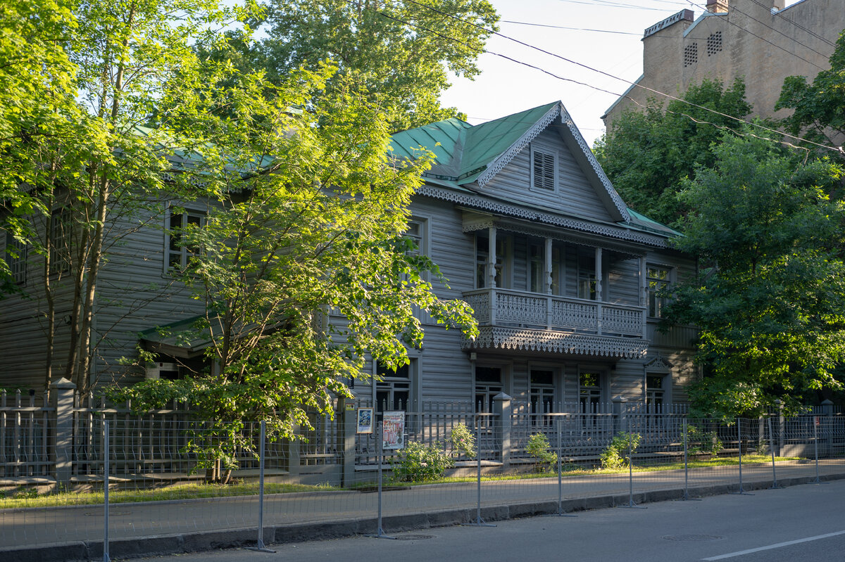 Музей петербургского авангарда. Улица Профессор Попова,10