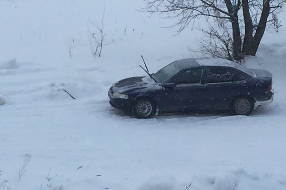 поднятые "дворники"