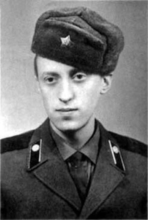 Виктор Авилов в армии источник: kino-teatr.ru