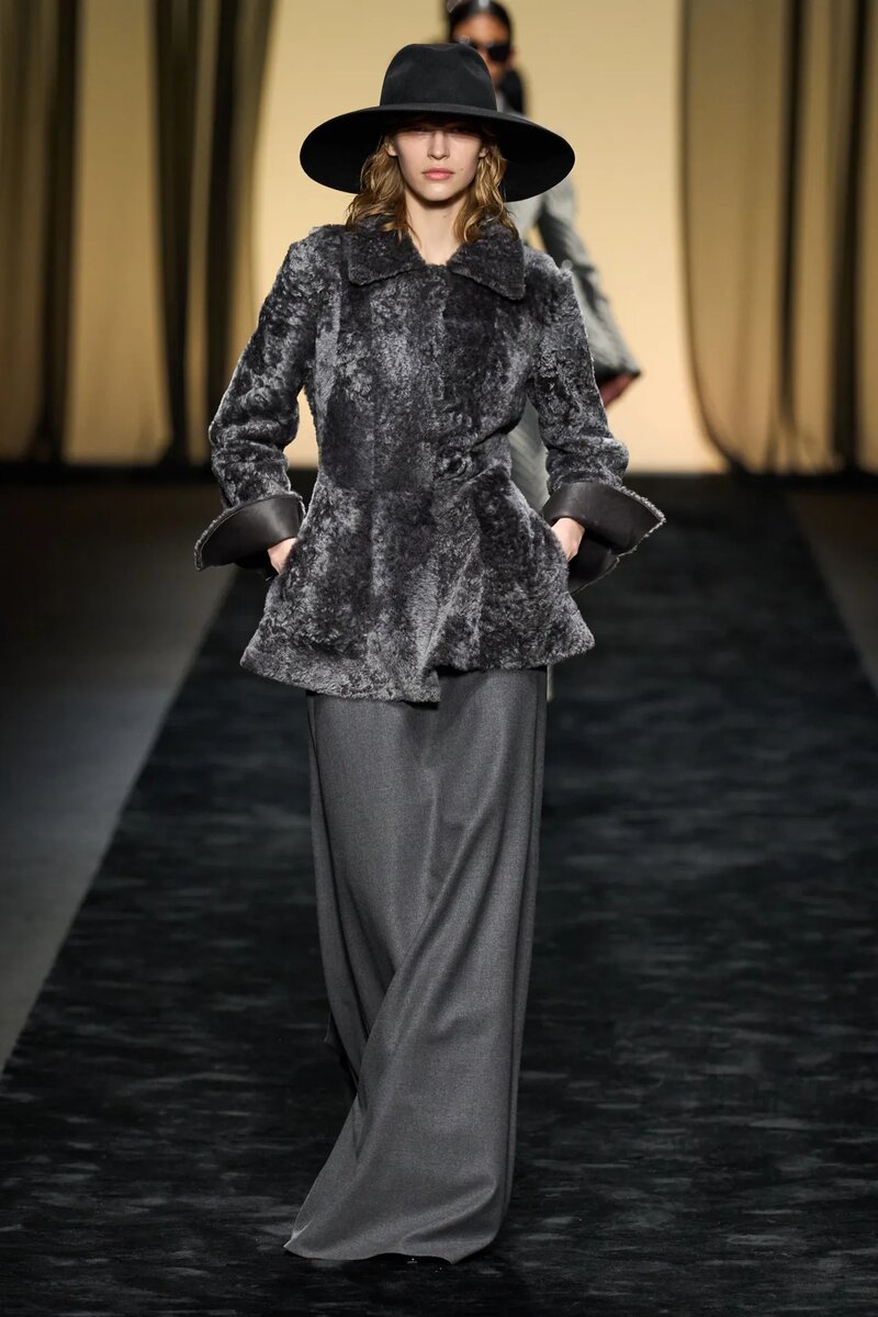 alberta-ferretti-fall-2023-ready-to-wear