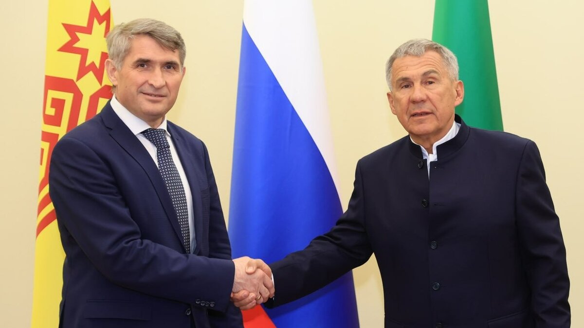     Главы Чувашии Олег Николаев поздравил жителей Татарстана с Днем республики. Соответствующее обращение он опубликовал в своем Telegram-канале.