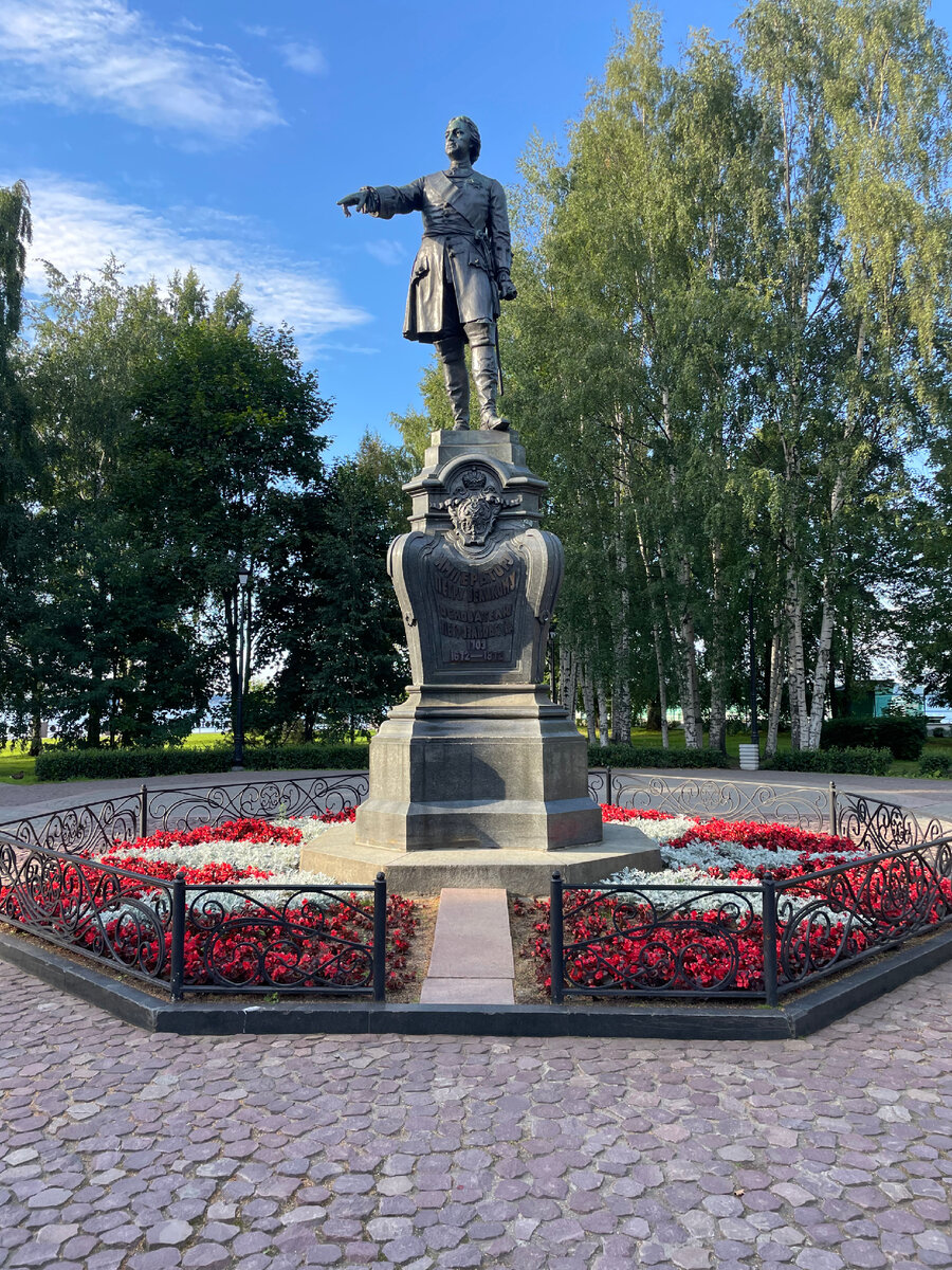 Памятник Петру I . Петрозаводск. Фото автора.