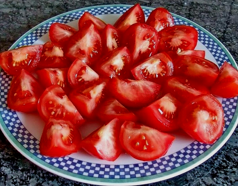 Готовим такую аджику каждый год, съедаем ещё до Нового года. И с мясом, и просто на хлебушек намазать очень вкусно, а главное, полезно.-2