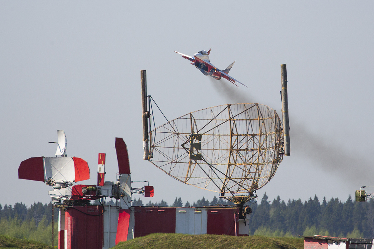 Традиционно, утром вылетает разведчик погоды

