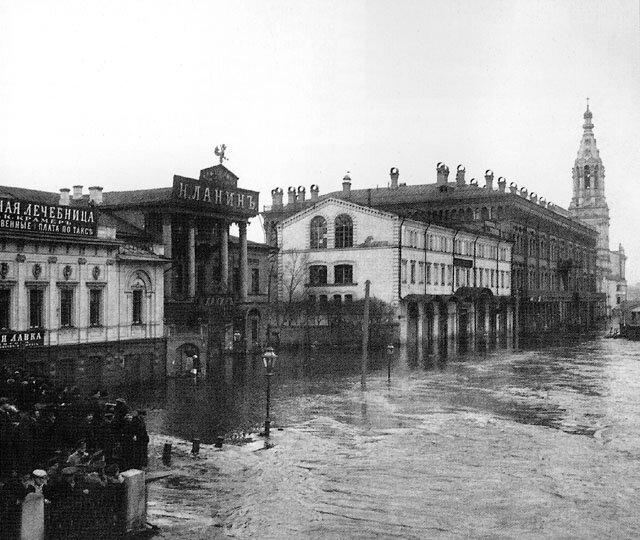 Наводнение 1908 года. Софийская набережная. Источник: wikipedia.org