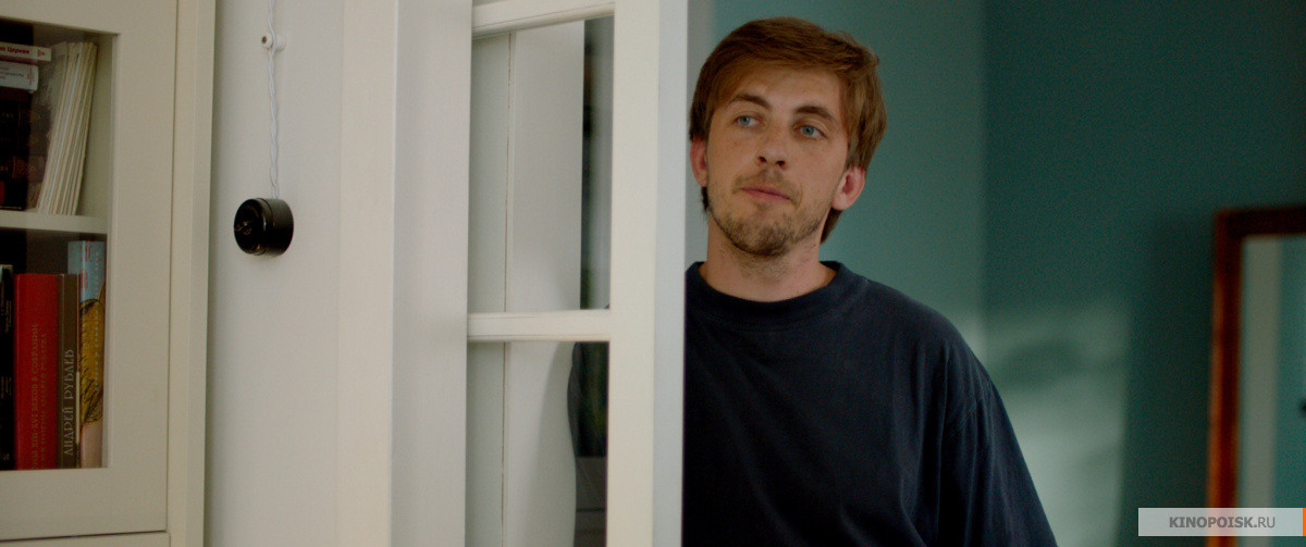 Кадр из фильма "Верность". Фото взят с сайта КиноПоиск,вот ссылка https://www.kinopoisk.ru/film/1261581/stills/