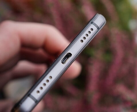 Рекомендуем проверить разъем