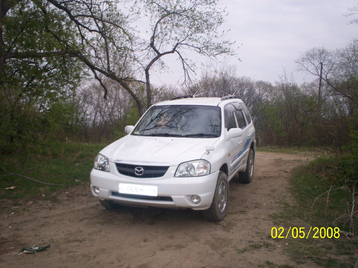 Мазда Трибьют 2001г.