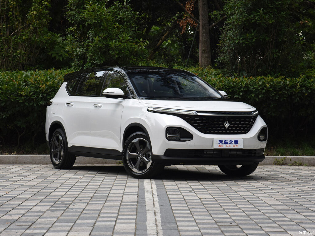 Фото с портала car.autohome.com.cn