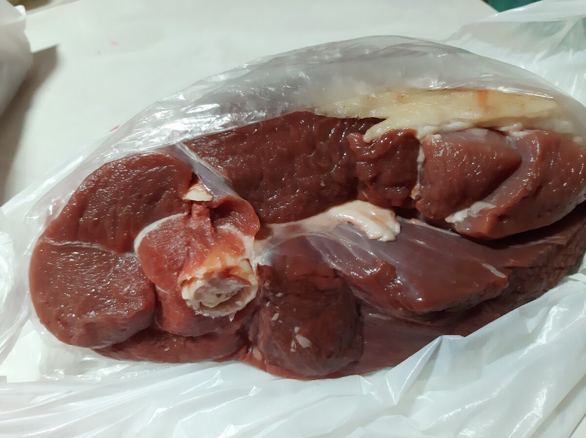 Очень сочный кусочек )))