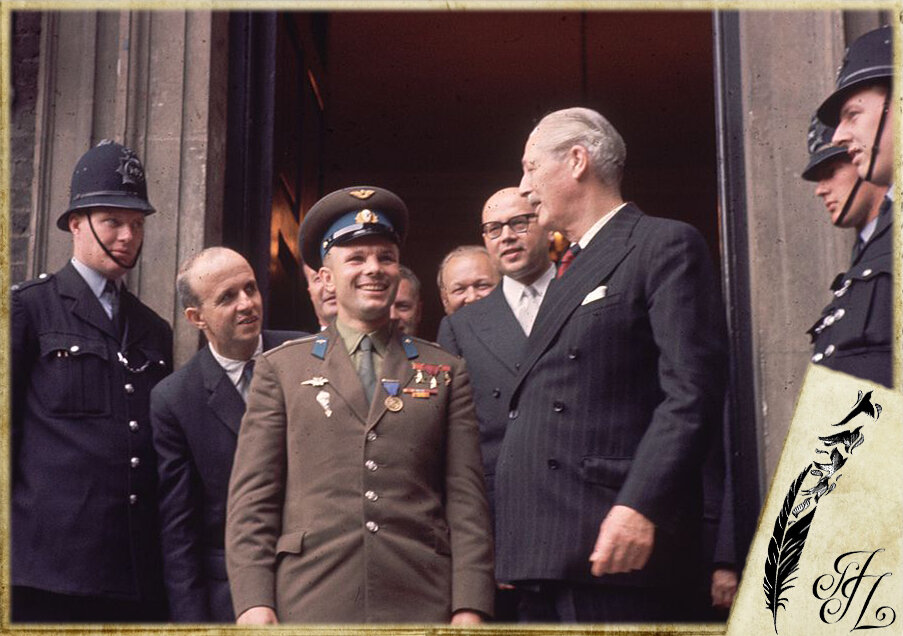 Юрий Гагарин и премьер-министр Великобритании Гарольд Макмиллан в Лондоне, июль 1961 г.