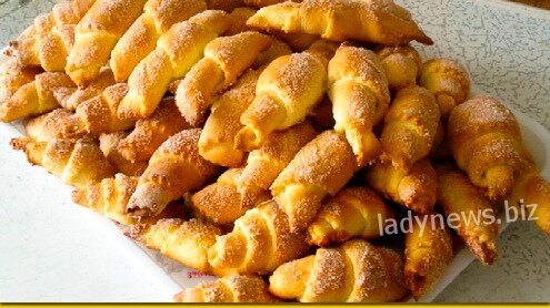 Рассыпчатые рогалики на смальце 