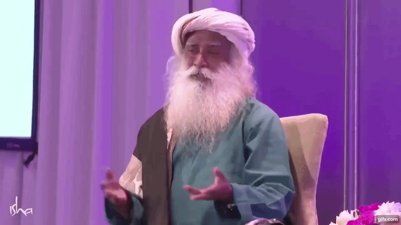 Садхгуру смеется