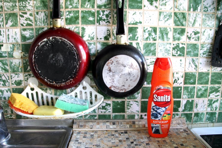 Сковородки на кухне