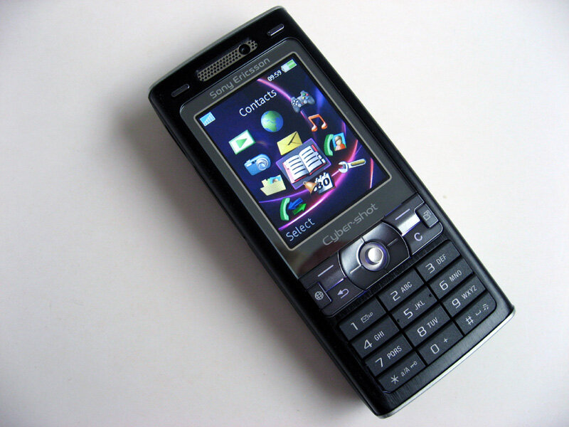 Знаменитый Sony Ericsson k800i