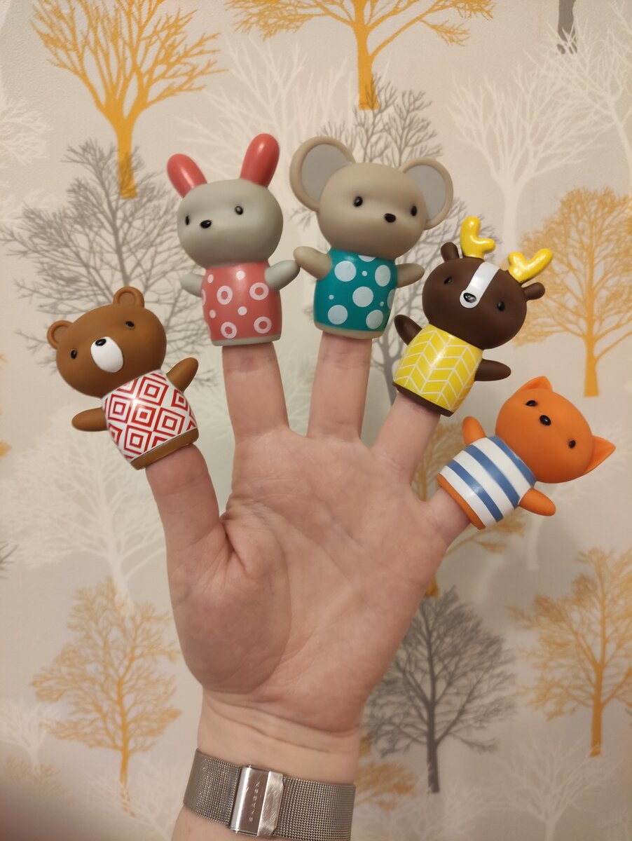 Наши резиновые пальчиковые игрушки                              листай далее------------->