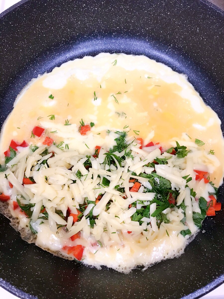 Яичная лепёшка с начинкой 